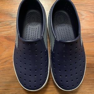 NWOT Natives Shoes Kids Miles • Navy Blue
